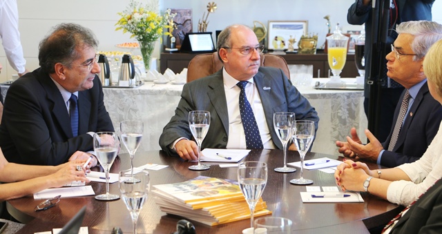 IMG 4676 3 - Fecom&eacute;rcio SC recebe embaixador da Gr&eacute;cia para prospectar parcerias estrat&eacute;gicas