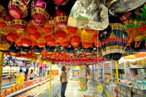 Catarinense pretende gastar R$233 em presentes de Páscoa, diz pesquisa Fecomércio SC intencao compras 300x199 - Catarinense pretende gastar R$233 em presentes de Páscoa, diz pesquisa Fecomércio SC