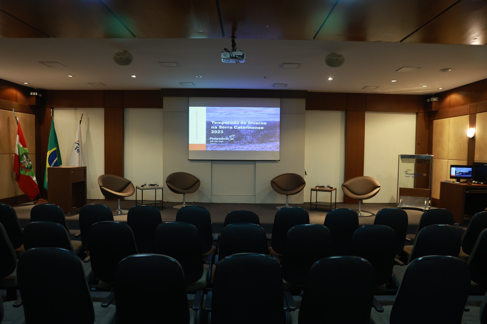 Auditório Fecomércio WhatsApp Image 2023 10 02 at 15.56.00 1 - Auditório Fecomércio