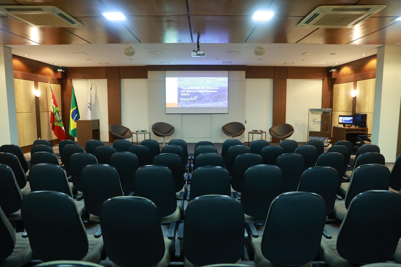 Auditório Fecomércio WhatsApp Image 2023 10 02 at 15.56.00 - Auditório Fecomércio