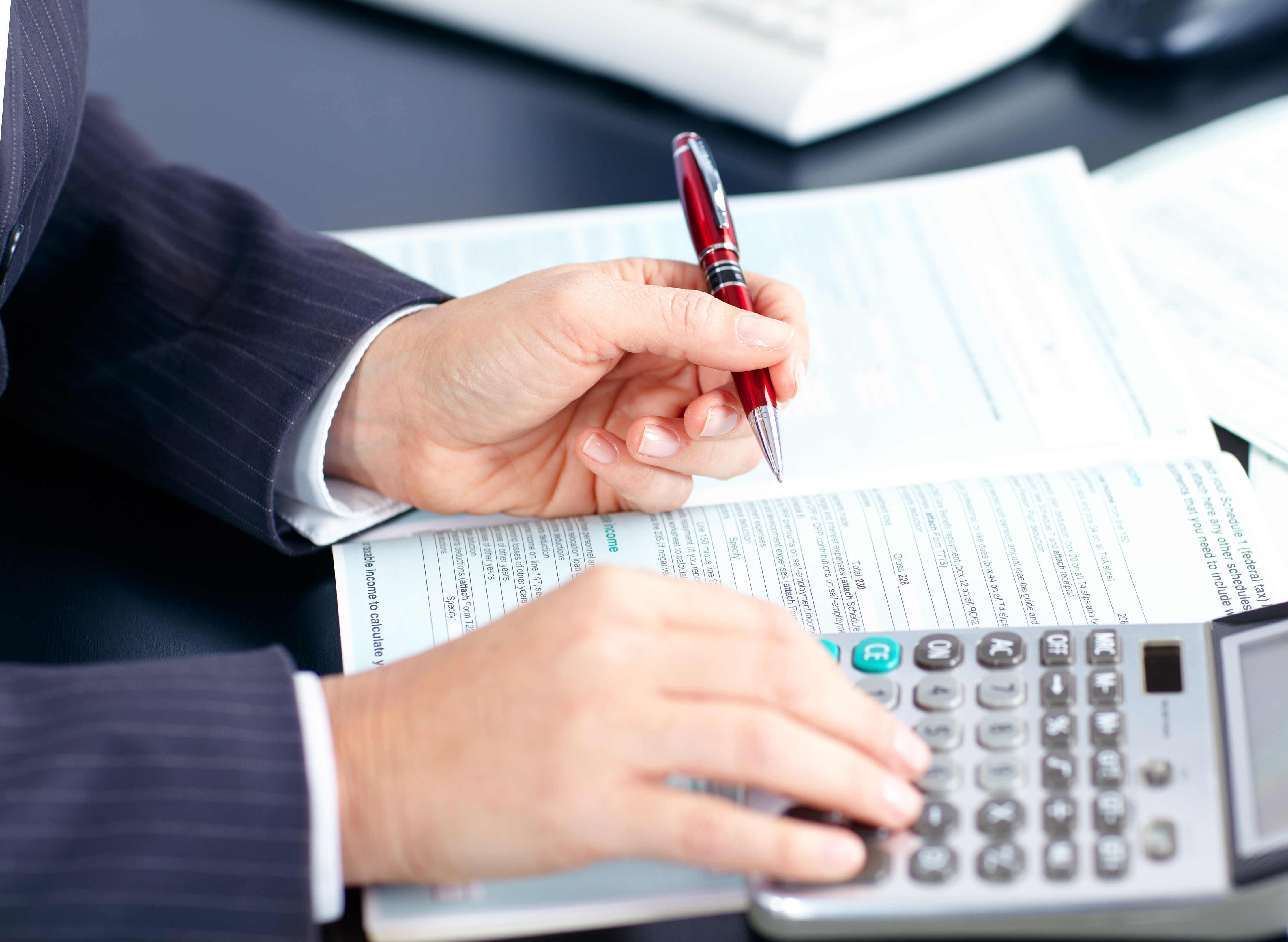 ICEC Novembro 2017 - Setor de servi&ccedil;os desacelera em novembro, mas SC ainda se destaca na m&eacute;dia nacional