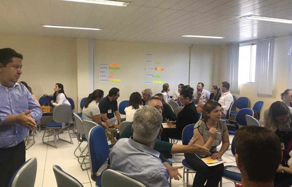 WhatsApp Image 2018 10 16 at 15.27.28 1000x640 - Ciclo de encontros discute desenvolvimento do turismo em Santa Catarina