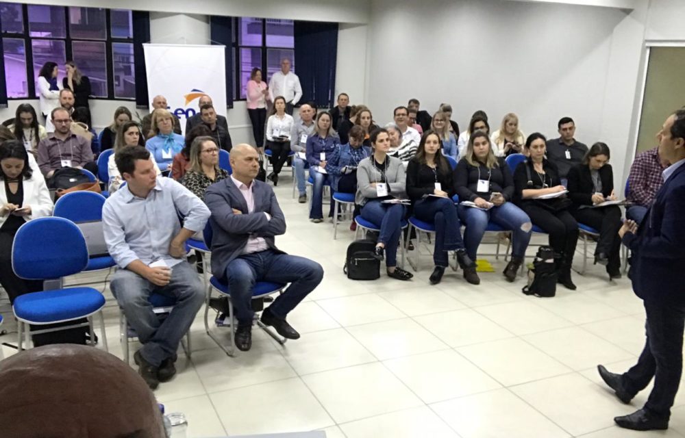 WhatsApp Image 2018 10 18 at 10.59.42 1000x640 - Ciclo de encontros discute desenvolvimento do turismo em Santa Catarina