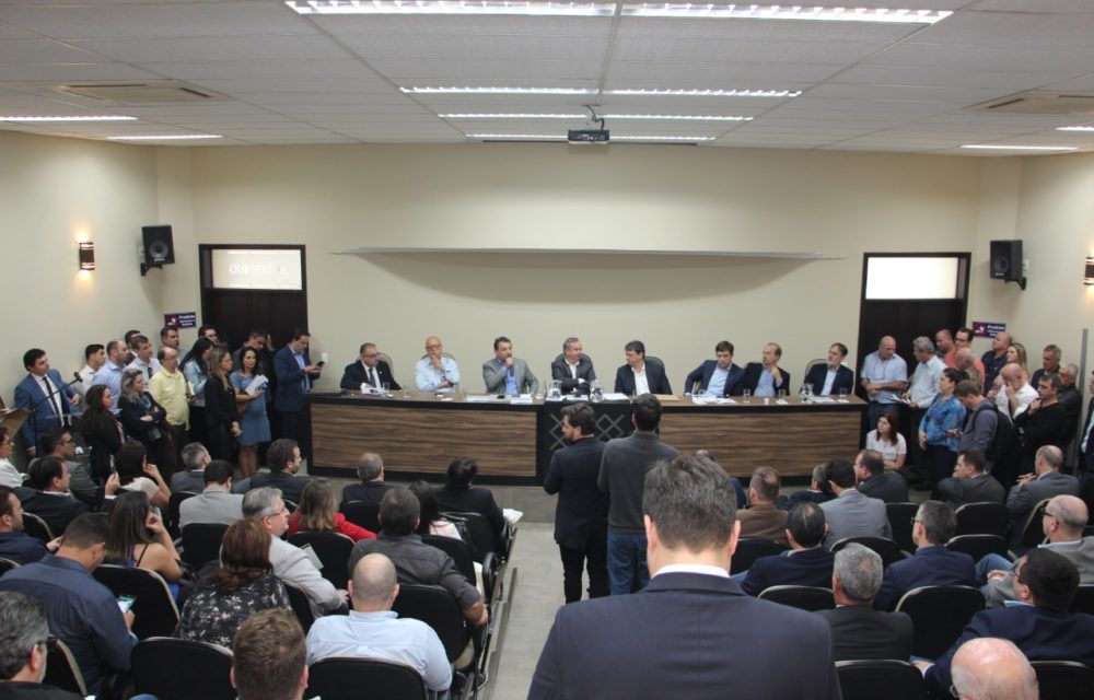 WhatsApp Image 2019 06 17 at 15.37.18 1000x640 - &ldquo;A prioridade &eacute; a conclus&atilde;o da BR-470&rdquo;, afirma o ministro da Infraestrutura em reuni&atilde;o do F&oacute;rum Parlamentar