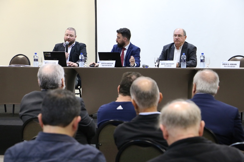 Eleitos VP da Grande Florianópolis e suplente na CNC IMG 2673 - Eleitos VP da Grande Florianópolis e suplente na CNC