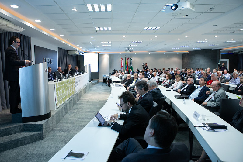 49050219446 acc83232d4 c - Semin&aacute;rio do COFEM traz economistas para debater propostas de Reforma Tribut&aacute;ria