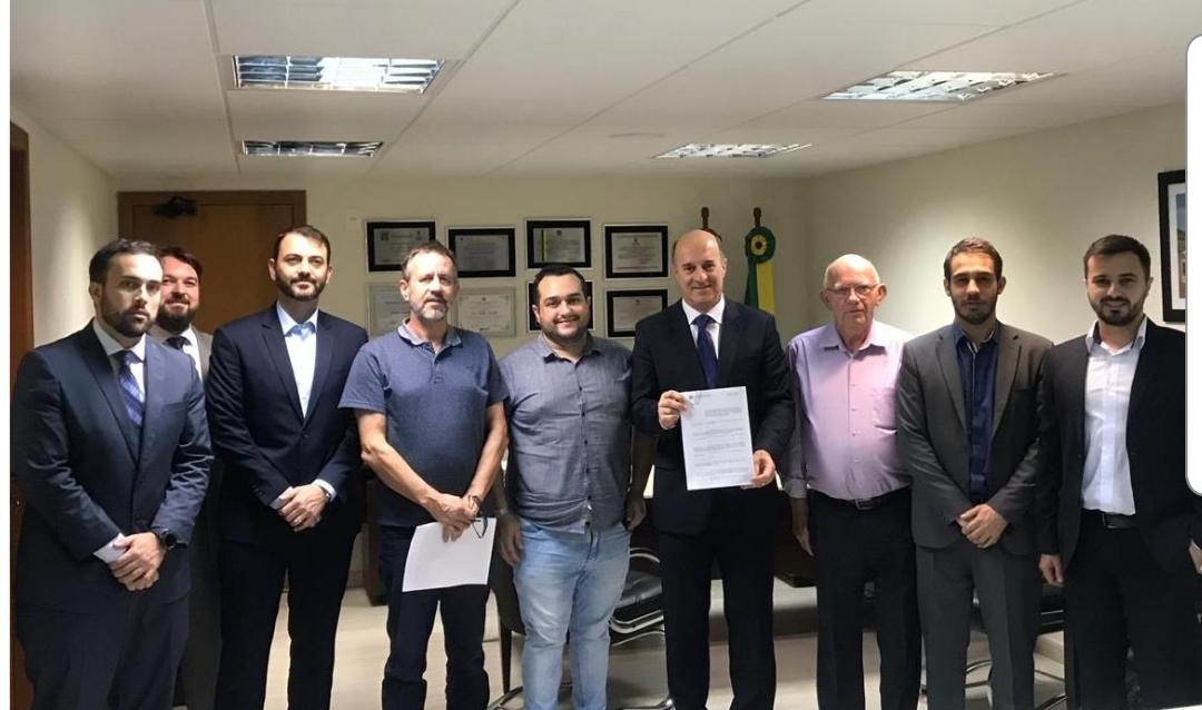 image0 - Sancionada lei que permite amplia&ccedil;&atilde;o do mix de produtos vendidos pelas farm&aacute;cias em SC