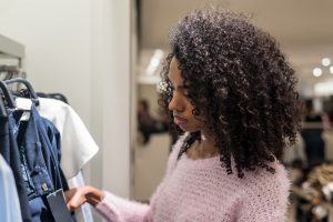 resultado vendas dia das maes 300x200 - 2022 come&ccedil;a com volume de vendas est&aacute;vel em Santa Catarina