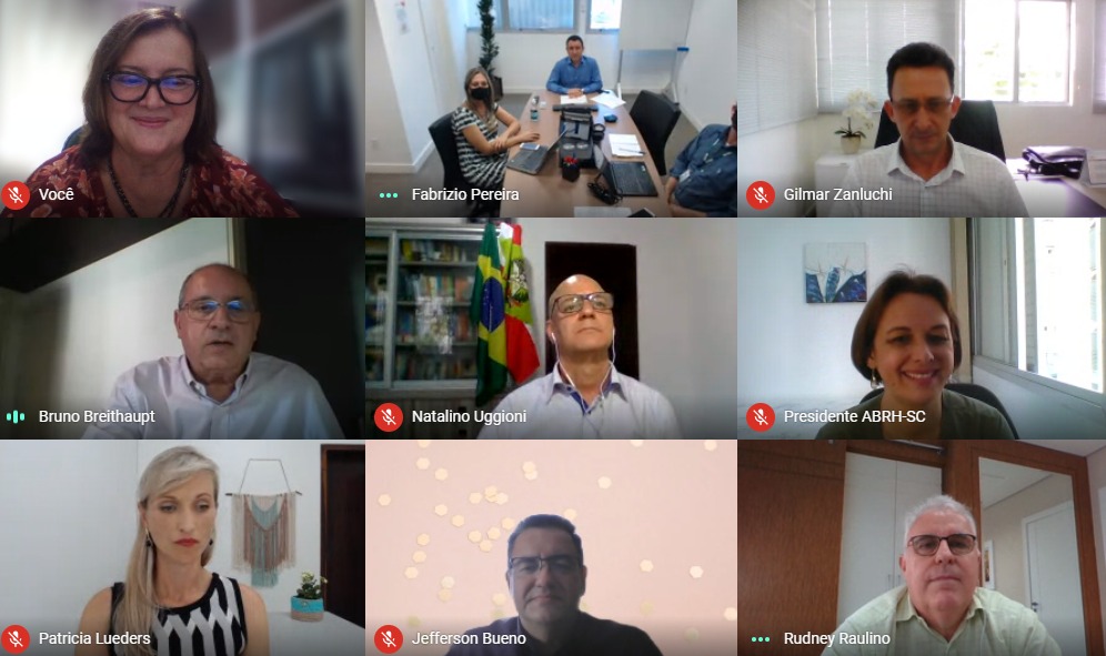 Movimento SC pela Educação apresenta plataforma a conselheiros WhatsApp Image 2020 11 26 at 15.11.57 1 - Movimento SC pela Educação apresenta plataforma a conselheiros