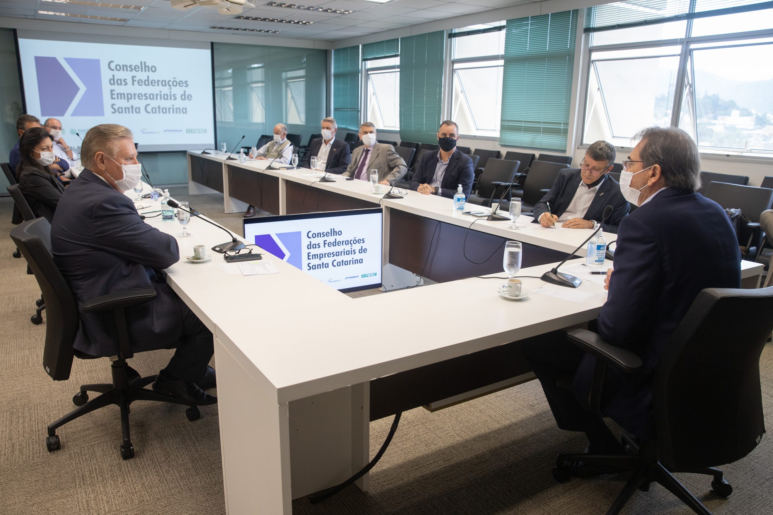 FS 14 scaled - Setor produtivo e governo discutem medidas para destravar cr&eacute;dito para empresas em SC