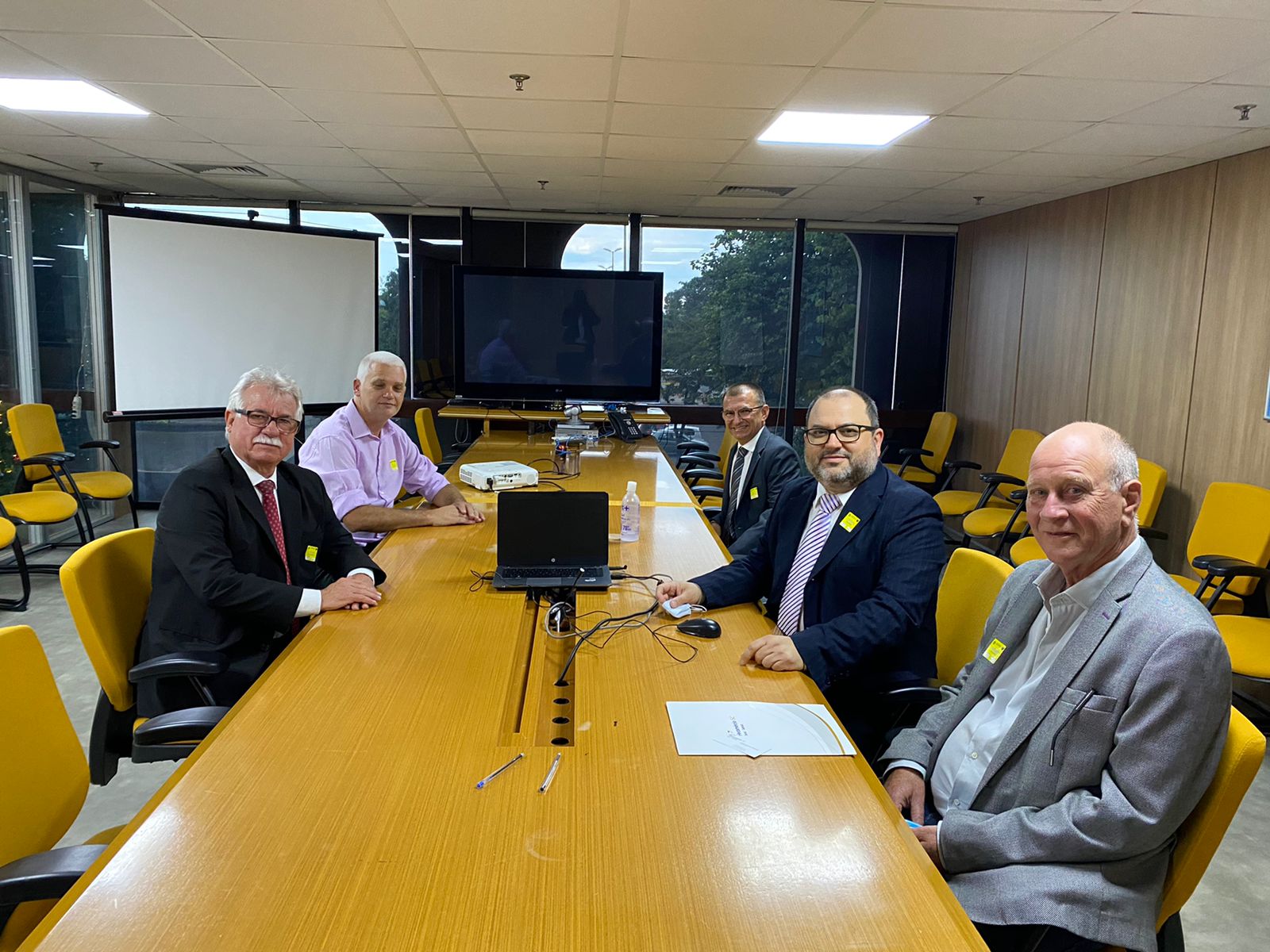 Comitiva de empresários apresenta em Brasília sugestões para desestatização do Porto de Itajaí WhatsApp Image 2021 12 10 at 07.08.11 - Comitiva de empresários apresenta em Brasília sugestões para desestatização do Porto de Itajaí