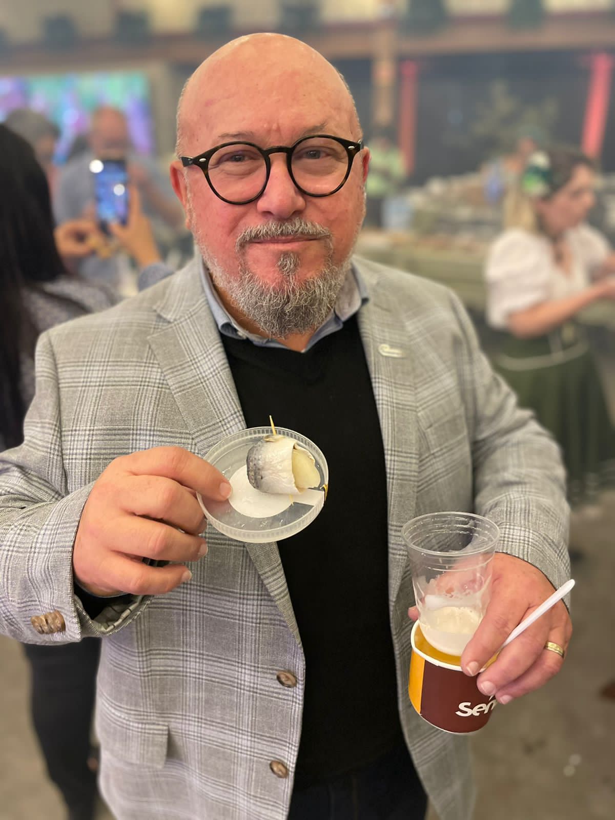 WhatsApp Image 2022 09 06 at 21.20.57 1 - Presidente da Fecom&eacute;rcio SC prestigia abertura da Fenarreco e Oktoberfest