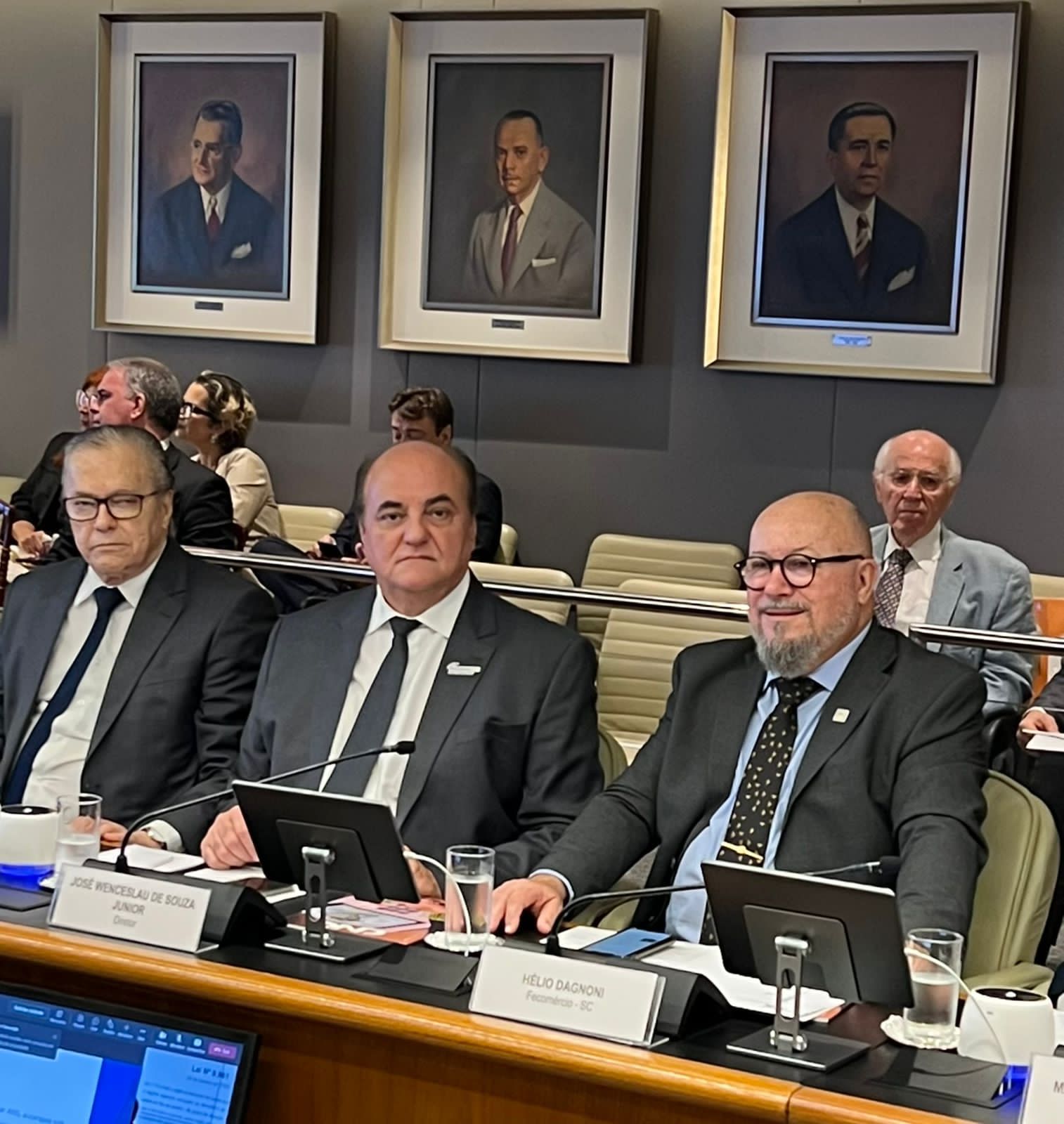 Em reunião da CNC, Ministro da Economia aposta em investimento privado para crescimento do país WhatsApp Image 2022 10 20 at 12.55.05 1 - Em reunião da CNC, Ministro da Economia aposta em investimento privado para crescimento do país