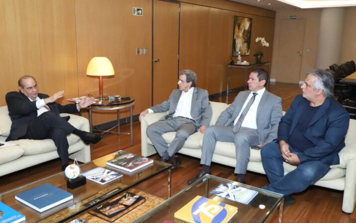 CNC discute pautas prioritárias com coordenadores da transição do Governo Federal a1d2357b8e02de067637819fe13f1e13 768x512 1 - CNC discute pautas prioritárias com coordenadores da transição do Governo Federal