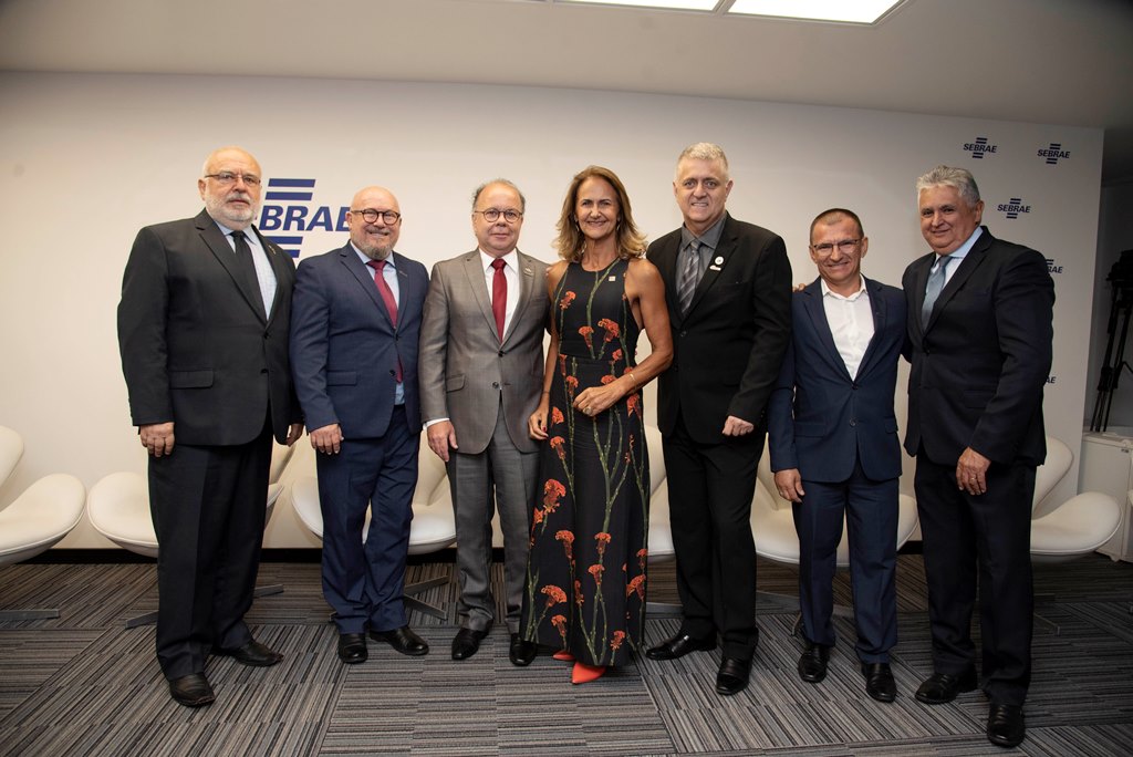 6 - VP da Fecom&eacute;rcio SC &eacute; empossado presidente no Conselho Deliberativo do Sebrae