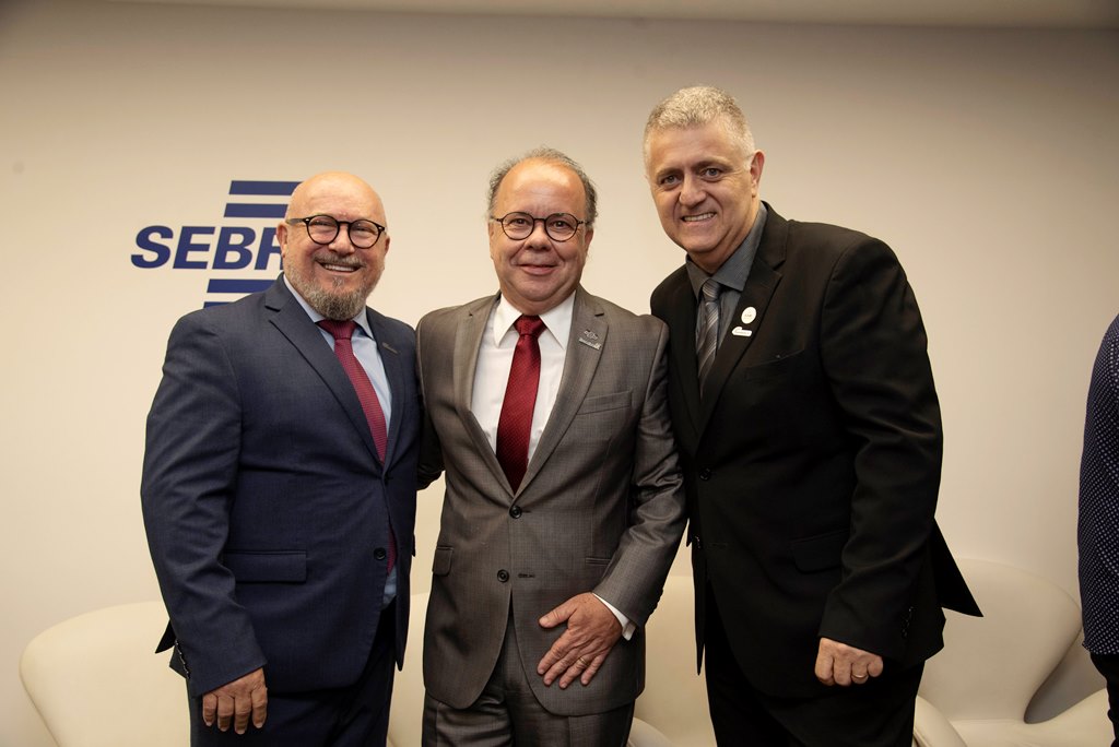 7 - VP da Fecom&eacute;rcio SC &eacute; empossado presidente no Conselho Deliberativo do Sebrae