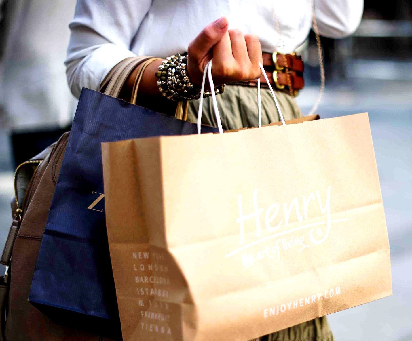 Avaliação do consumidor catarinense aponta para Natal positivo em 2022 jacek dylag jo8C9bt3uo8 unsplash - Avaliação do consumidor catarinense aponta para Natal positivo em 2022