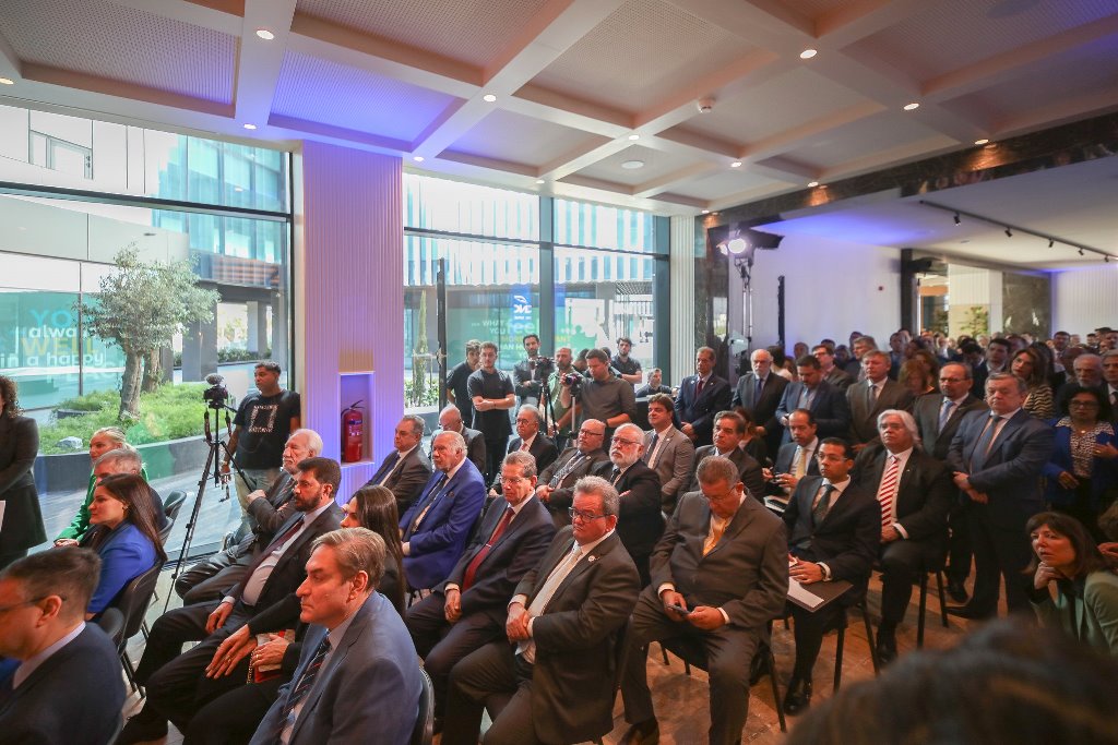 52843991800 bc26c08192 k - Fecom&eacute;rcio SC participa de inaugura&ccedil;&atilde;o de escrit&oacute;rio internacional da CNC em Lisboa