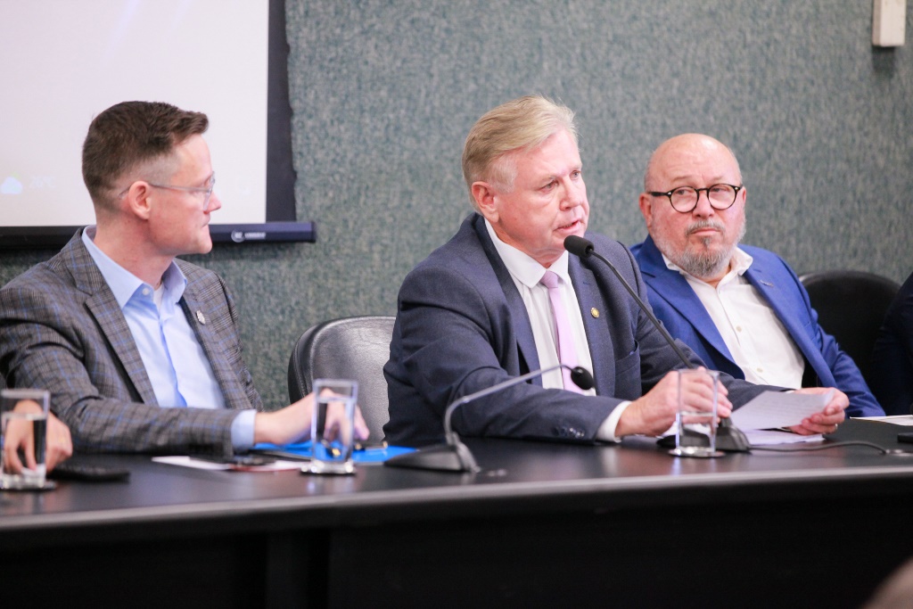 "Queremos concorrência leal em todas operações, seja no varejo físico ou online", pontua Dagnoni na Alesc 3 - "Queremos concorrência leal em todas operações, seja no varejo físico ou online", pontua Dagnoni na Alesc