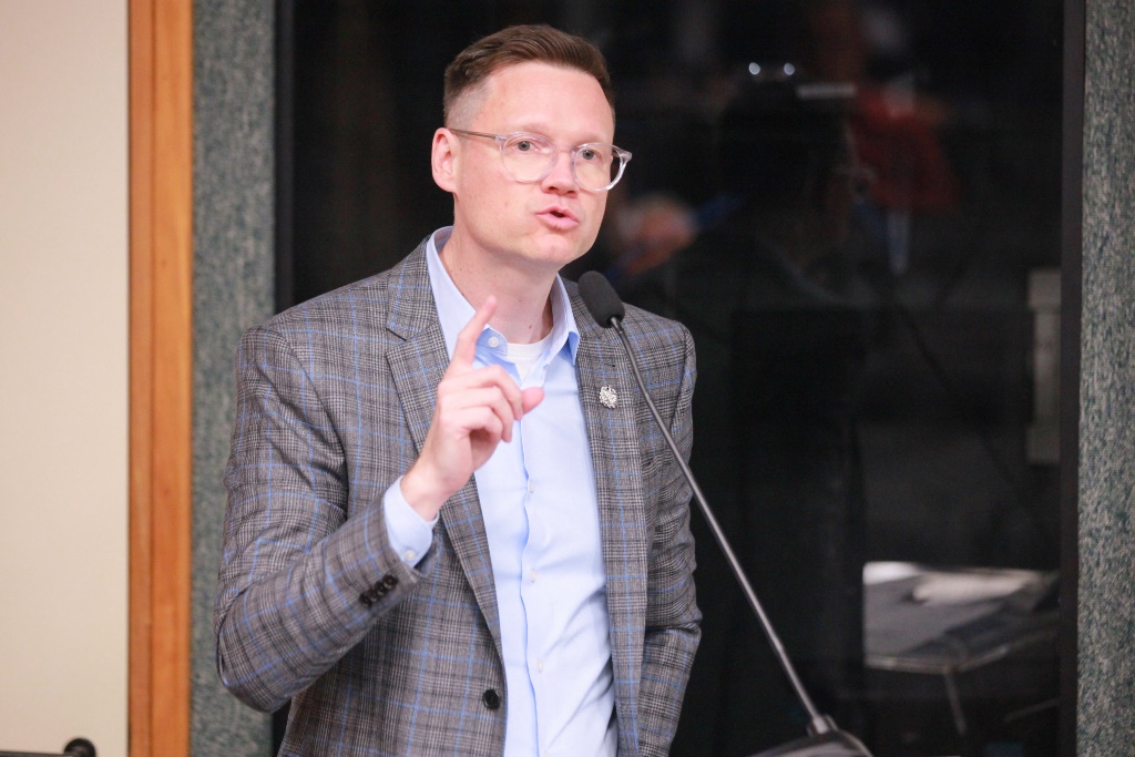 "Queremos concorrência leal em todas operações, seja no varejo físico ou online", pontua Dagnoni na Alesc 7 - "Queremos concorrência leal em todas operações, seja no varejo físico ou online", pontua Dagnoni na Alesc