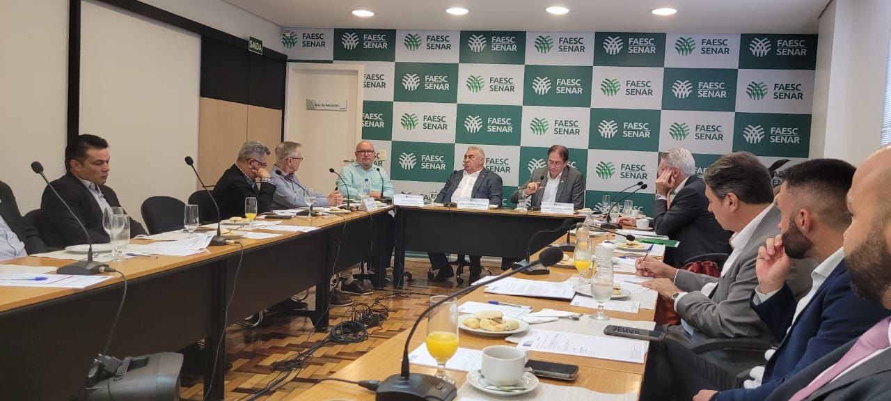 COFEM avalia impacto do comércio eletrônico nos negócios formais WhatsApp Image 2023 05 08 at 11.25.57 1 - COFEM avalia impacto do comércio eletrônico nos negócios formais