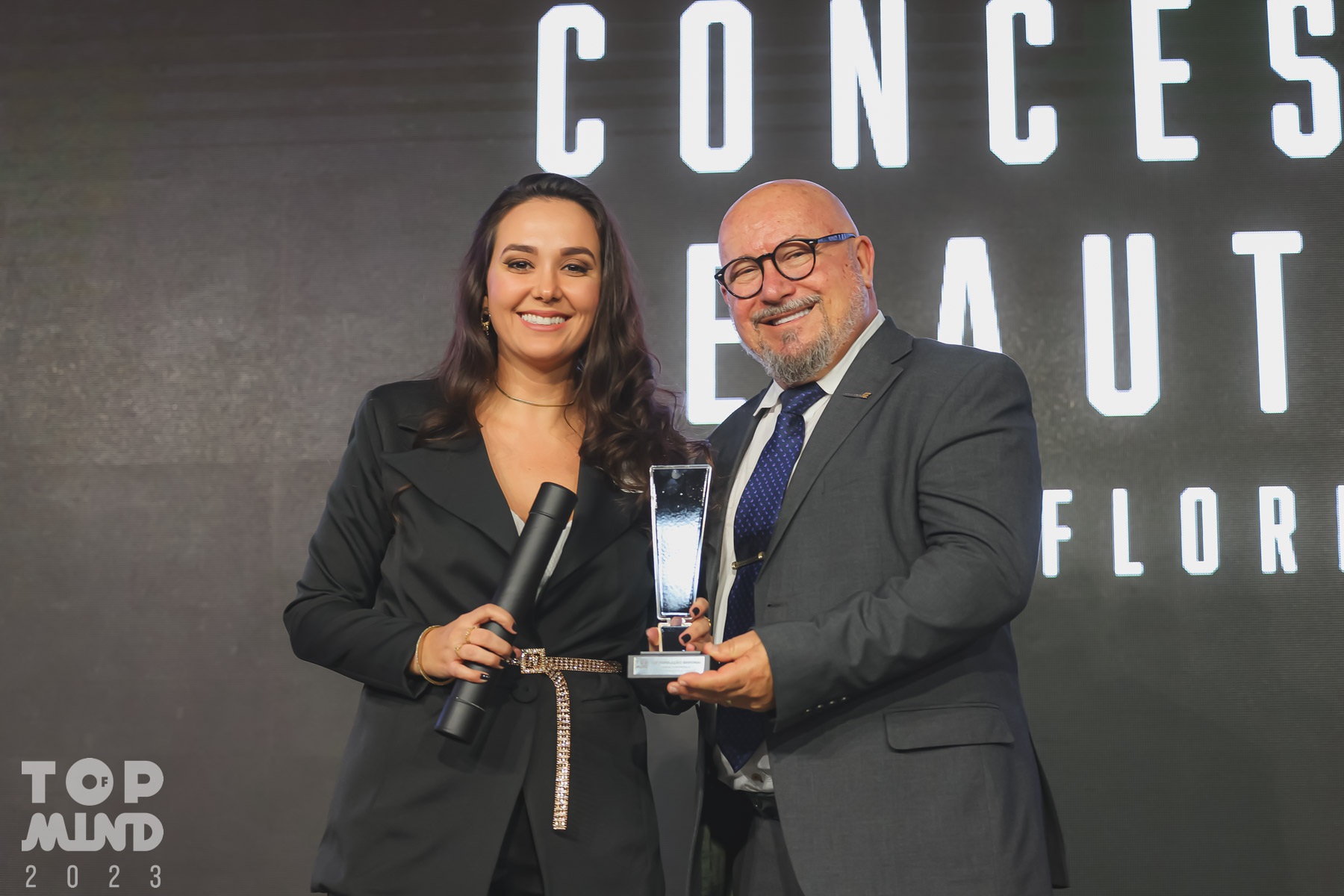 JSOMENSI 416 - Fecom&eacute;rcio participa do Top of Mind 2023 e reconhece as melhores marcas de SC