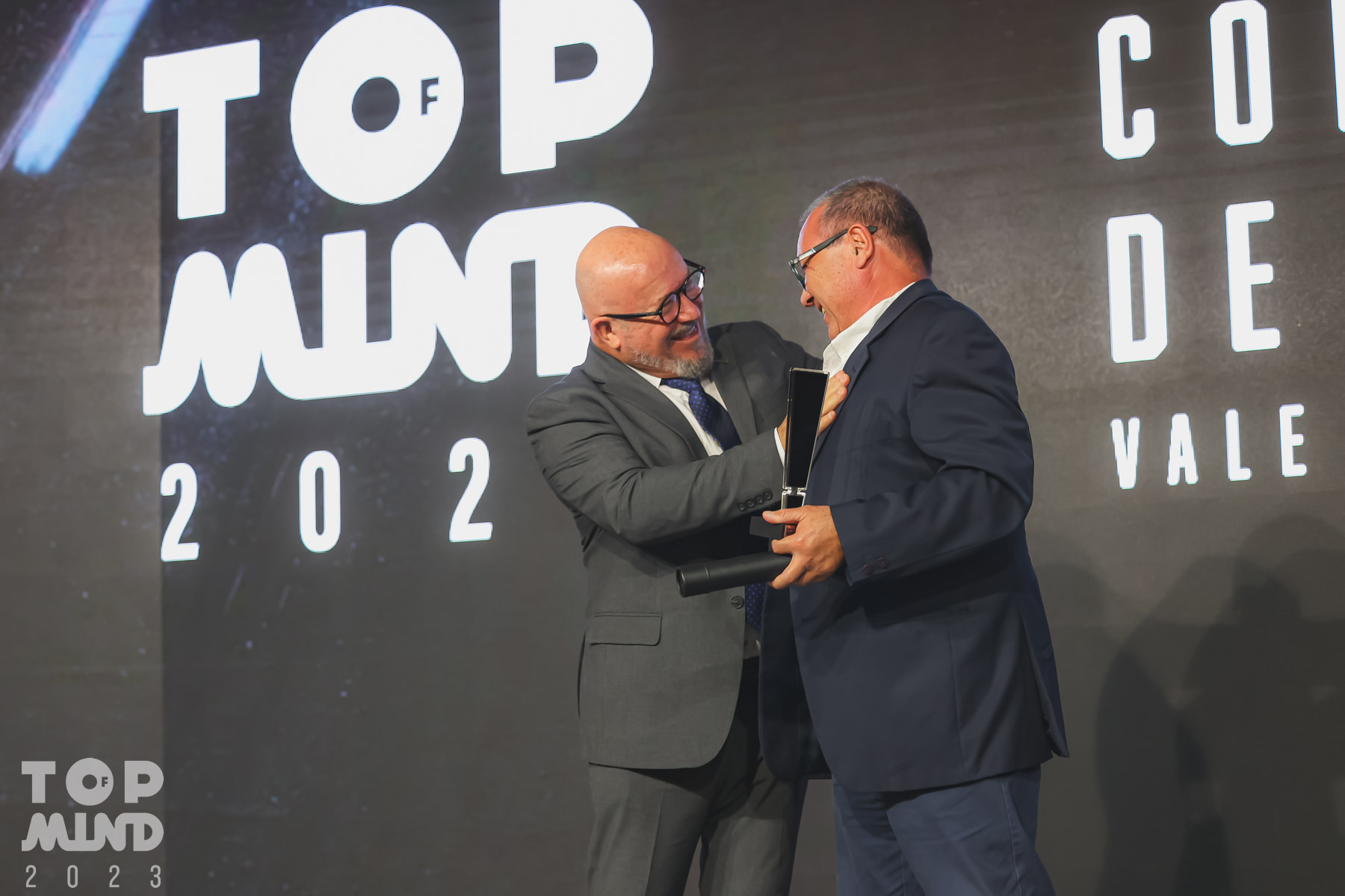 JSOMENSI 441 - Fecom&eacute;rcio participa do Top of Mind 2023 e reconhece as melhores marcas de SC