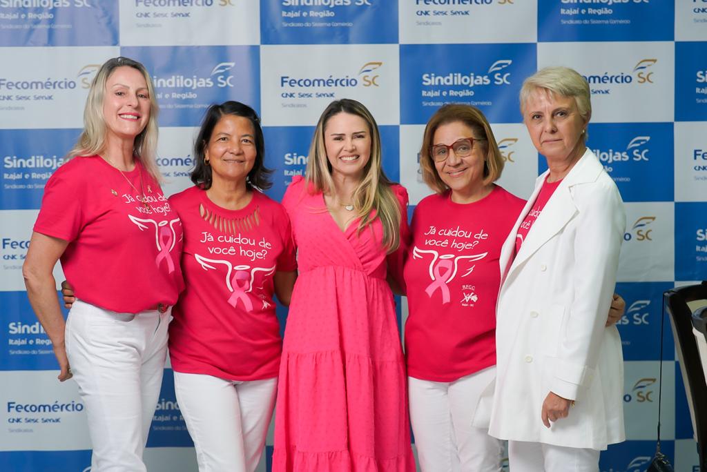 WhatsApp Image 2023 10 27 at 09.30.34 - Mulheres empreendedoras de Itaja&iacute; se unem em evento sobre c&acirc;ncer de mama