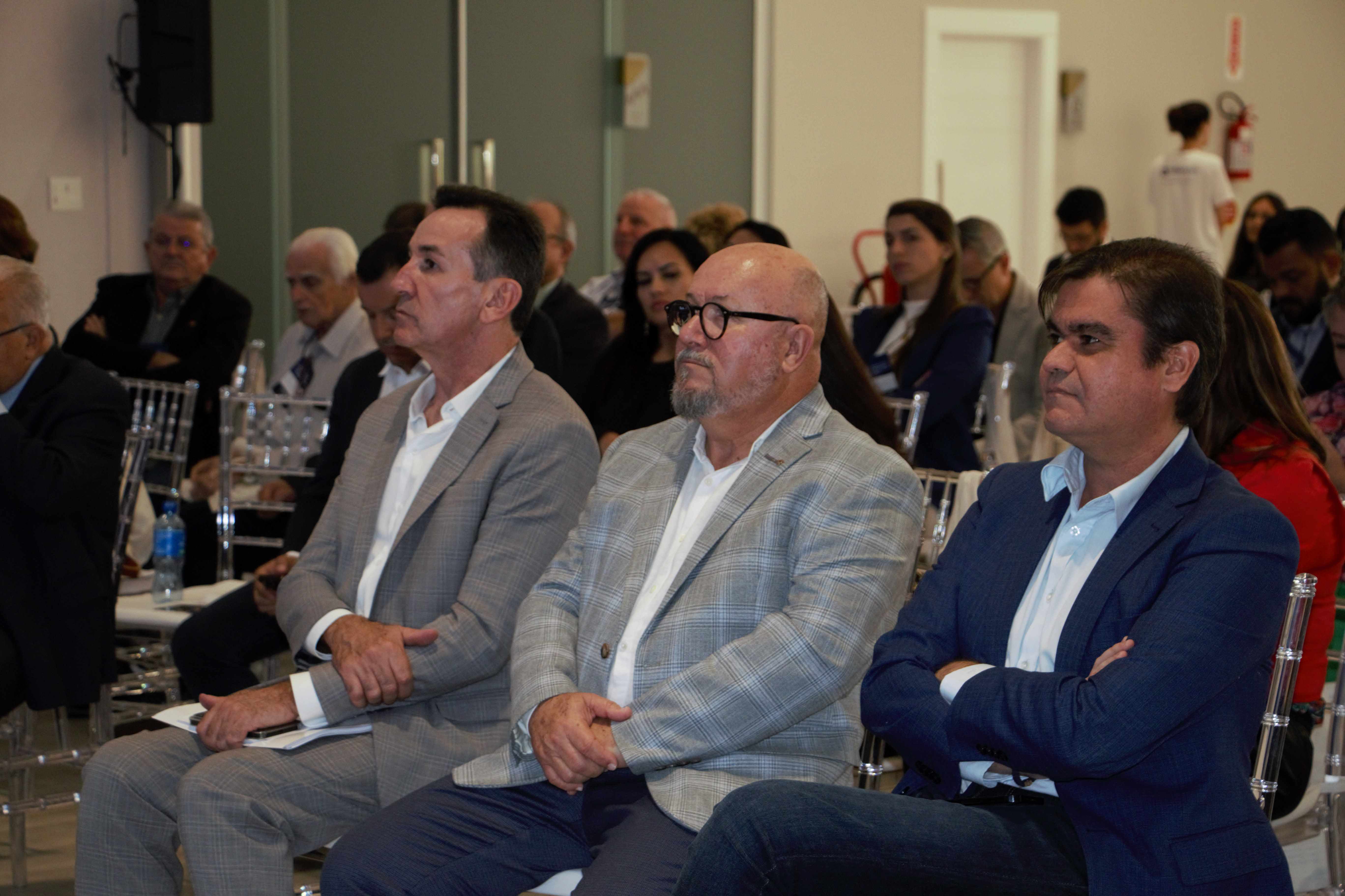 Fecomércio discute apoio às Micro e Pequenas Empresas durante Seminário em Balneário Camboriú IMG 5865 - Fecomércio discute apoio às Micro e Pequenas Empresas durante Seminário em Balneário Camboriú