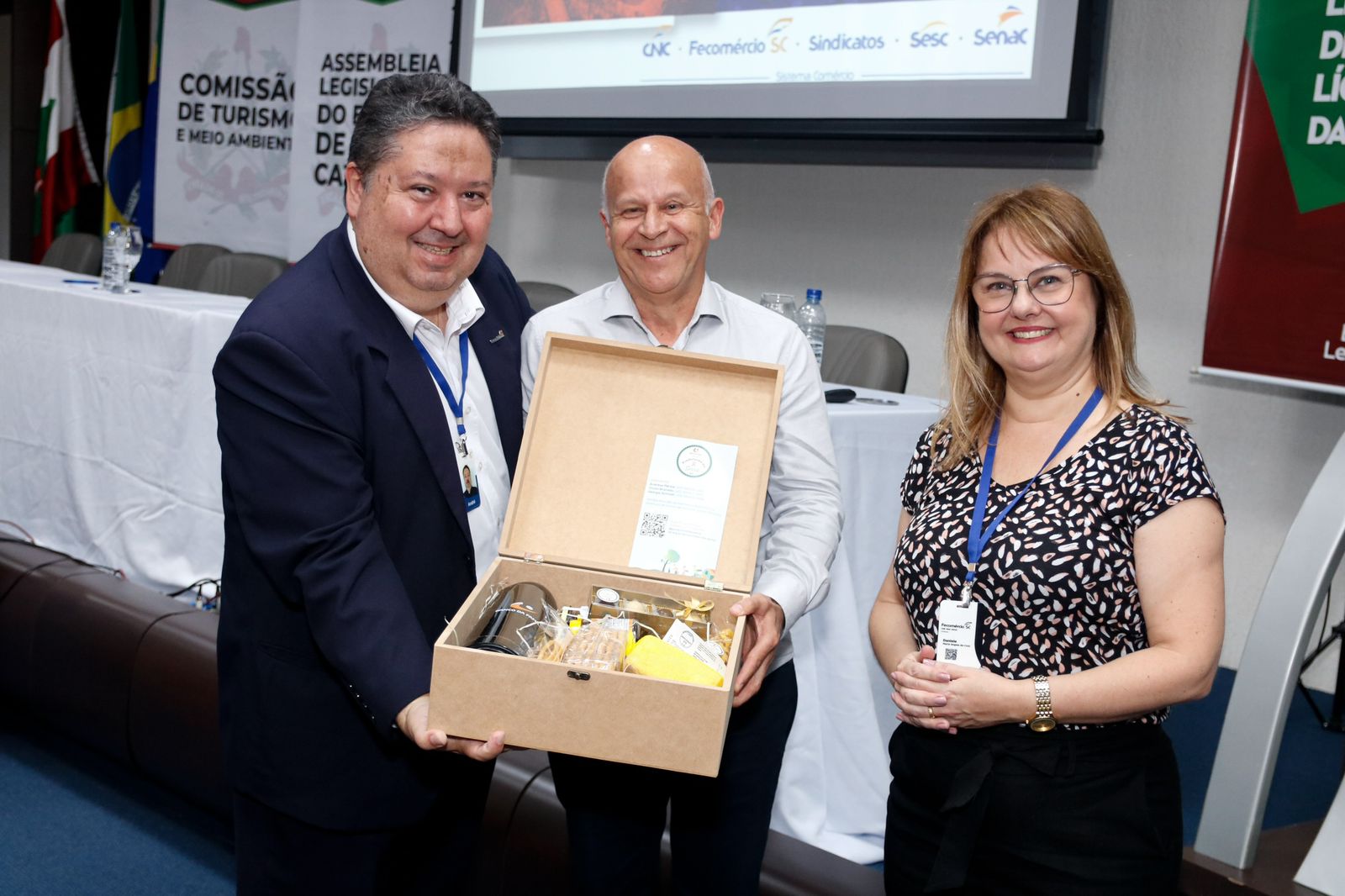 WhatsApp Image 2023 11 24 at 11.06.21 - Fecom&eacute;rcio apresenta pesquisa de inverno em semin&aacute;rio promovido pela Alesc na Serra Catarinense