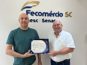 Case da Fecomércio SC é destaque na certificação de Boa Prática Destaque da CNC WhatsApp Image 2024 01 24 at 11.01.53 300x225 - Case da Fecomércio SC é destaque na certificação de Boa Prática Destaque da CNC