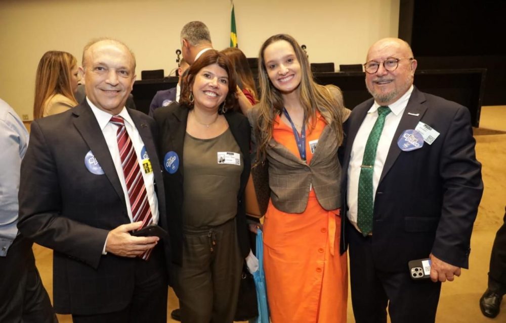 WhatsApp Image 2024 02 08 at 09.49.27 2 1000x640 - CNC e entidades do Cetur participam de ato no Congresso Nacional pela manuten&ccedil;&atilde;o do Perse