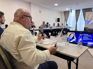 fecomercio 1 300x225 - Fecom&eacute;rcio SC re&uacute;ne diretores e conselheiros em S&atilde;o Bento do Sul para reuni&atilde;o itinerante