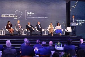 WhatsApp Image 2024 03 07 at 10.12.57 300x200 - Fecom&eacute;rcio SC participa do lan&ccedil;amento da Agenda Institucional do Sistema Com&eacute;rcio 2024 em Bras&iacute;lia