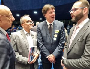 WhatsApp Image 2024 04 22 at 17.44.41 2 e1713822444468 300x229 - Fecom&eacute;rcio SC apresenta 5&ordf; Agenda Legislativa para parlamentares catarinenses em Bras&iacute;lia