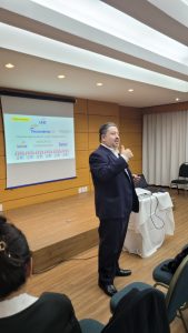 WhatsApp Image 2024 05 23 at 09.28.29 1 169x300 - Fecom&eacute;rcio SC apresenta dados do turismo catarinense a agentes do Paraguai