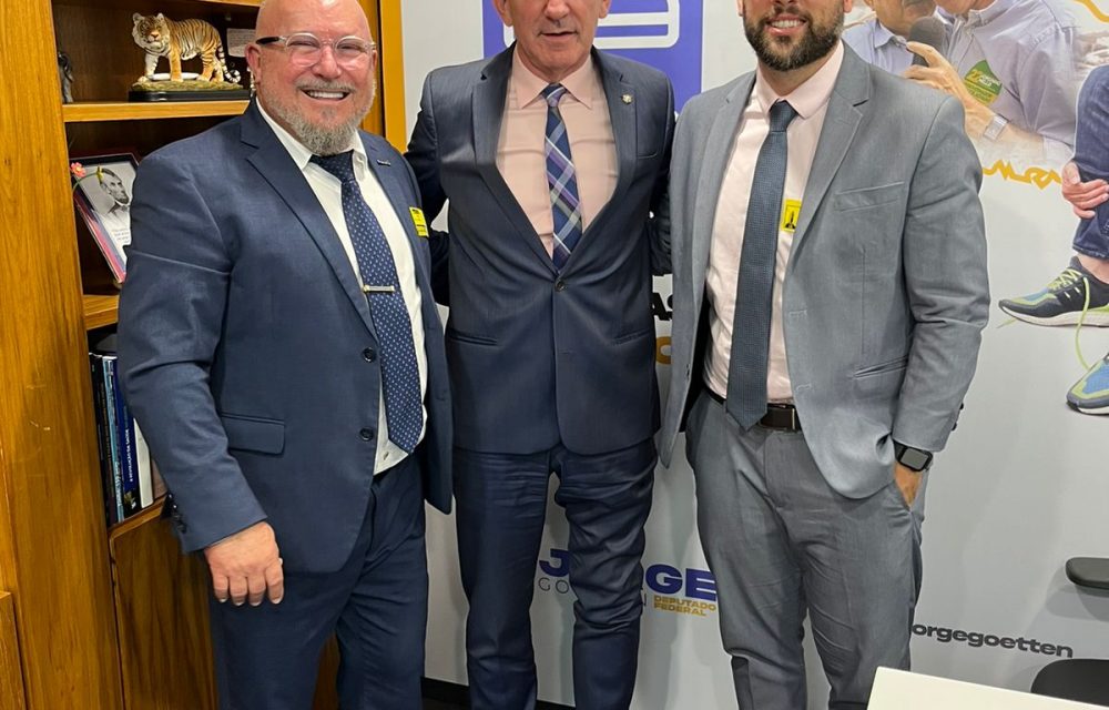 WhatsApp Image 2024 05 28 at 12.14.36 1000x640 - Em Bras&iacute;lia, presidente da Fecom&eacute;rcio busca apoio pelo PL 914/2024