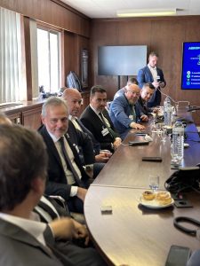 IMG 2109 225x300 - Presidente da Fecom&eacute;rcio SC participa de comitiva catarinense em Portugal