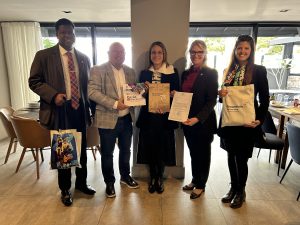 Fecomércio Santa Catarina estreita laços comerciais com a República Dominicana IMG 3894 300x225 - Fecomércio Santa Catarina estreita laços comerciais com a República Dominicana