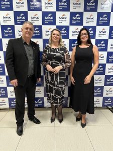 WhatsApp Image 2024 07 30 at 18.25.40 225x300 - Fecom&eacute;rcio participa de Formatura do Senac em Brusque