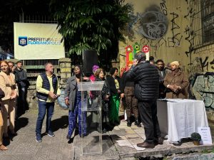 fecomercio 2 300x225 - Fecom&eacute;rcio SC presente em cerim&ocirc;nia para san&ccedil;&atilde;o da Lei de Requalifica&ccedil;&atilde;o Imobili&aacute;ria e assinatura de protocolos para revitaliza&ccedil;&atilde;o urbana em Florian&oacute;polis