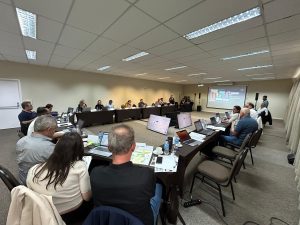 826ba60c e778 46d1 a39a 529e854b39e9 1 300x225 - Fecom&eacute;rcio recebe oficina da CNC na Jornada Atena 2024